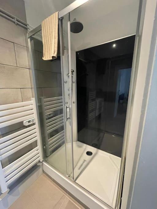 Elegant 2 Chambres Square Saint Amour 브장송 외부 사진