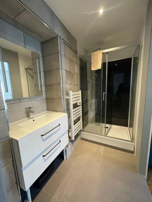 Elegant 2 Chambres Square Saint Amour 브장송 외부 사진